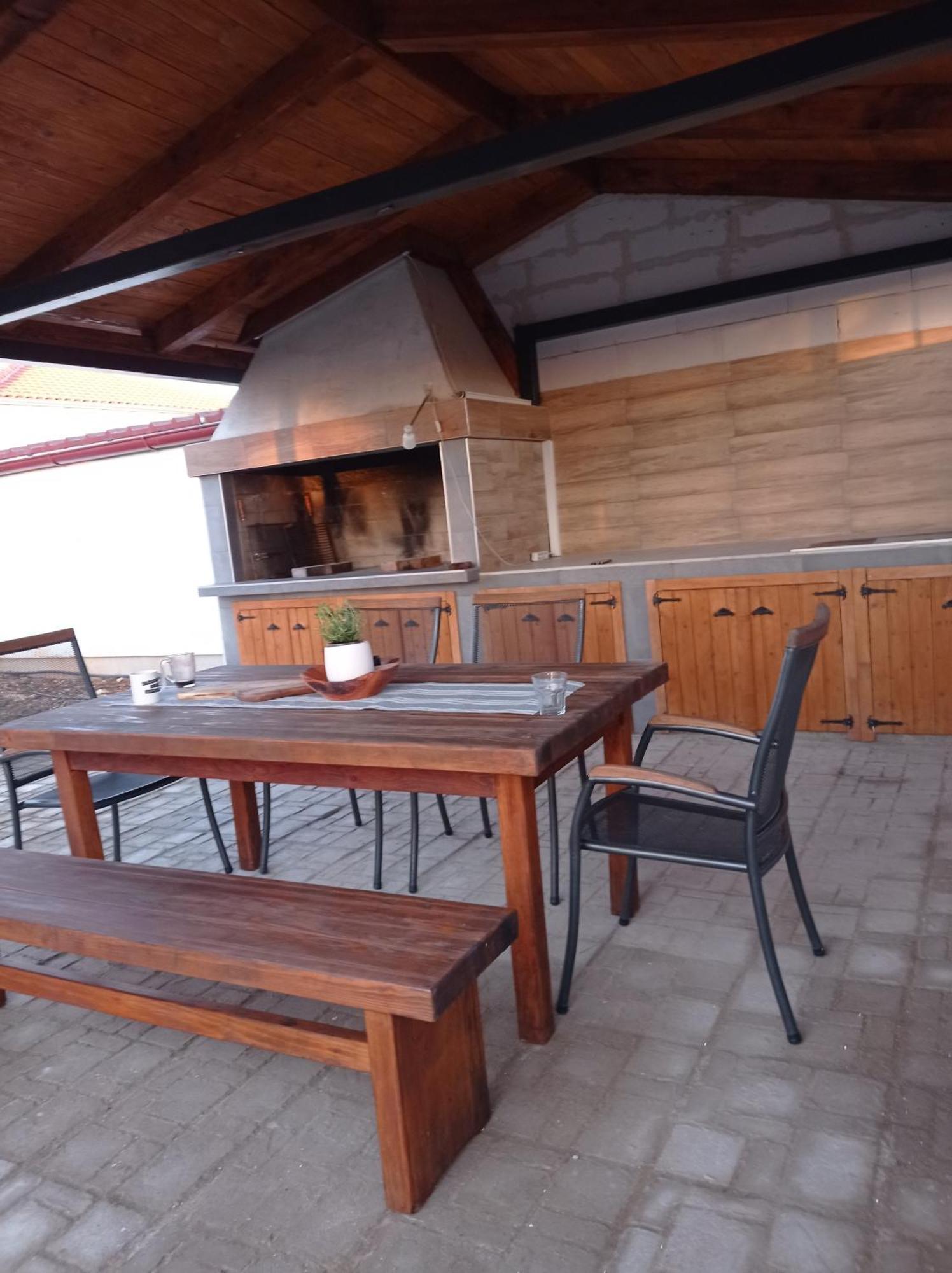 Holiday Home Lucia 로조박 외부 사진